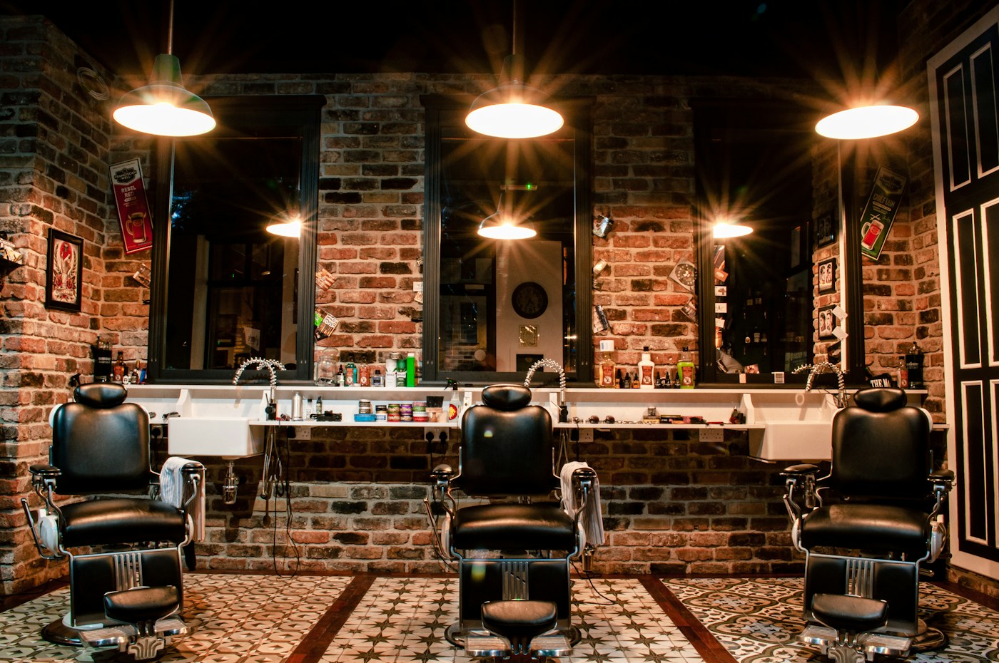 Barber chairs and mirrors in an inviting studio